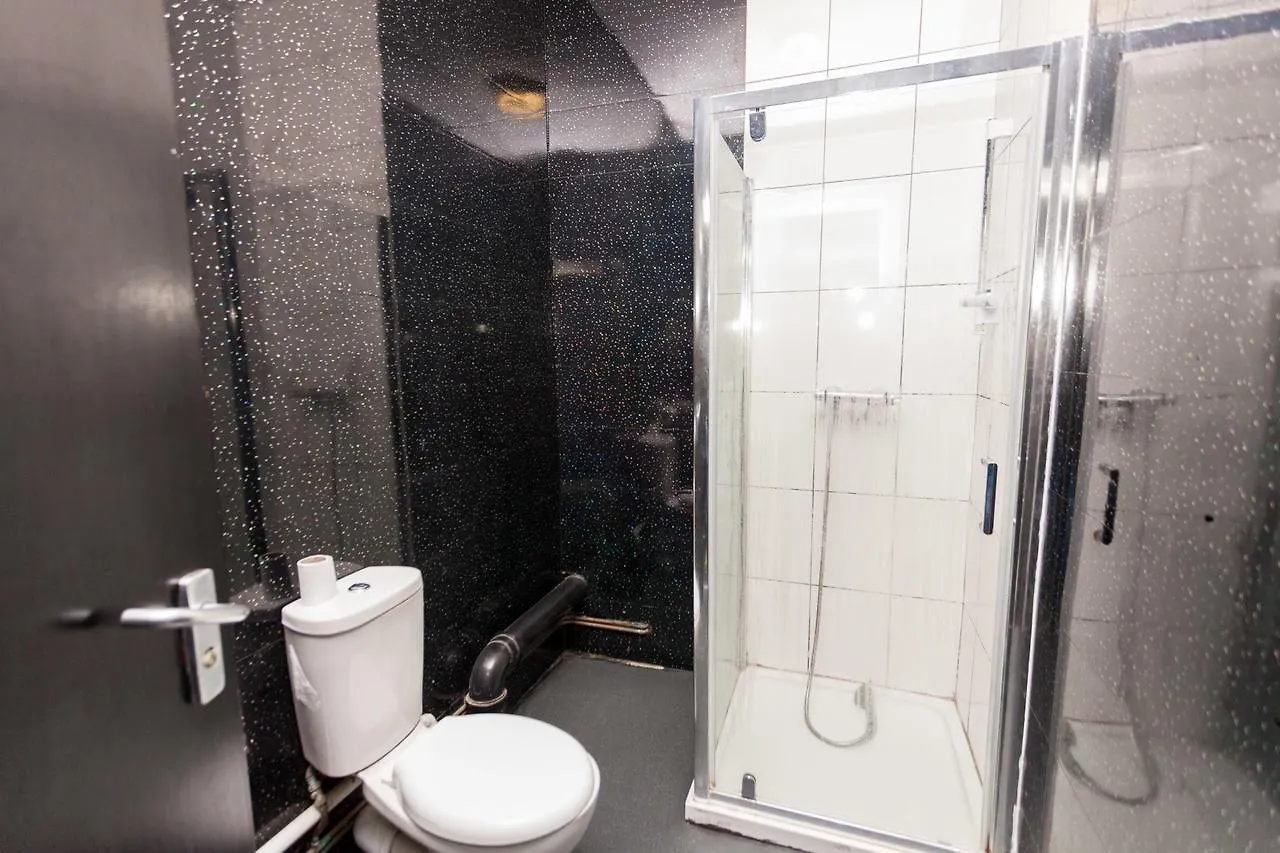 Budget Hostel Gateshead-on-Tyne  Newcastle upon Tyne